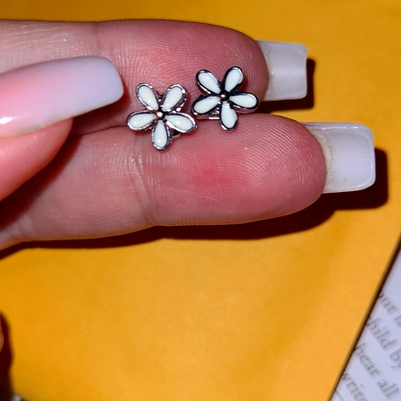 White Flower Earrings - Picture 4 of 4